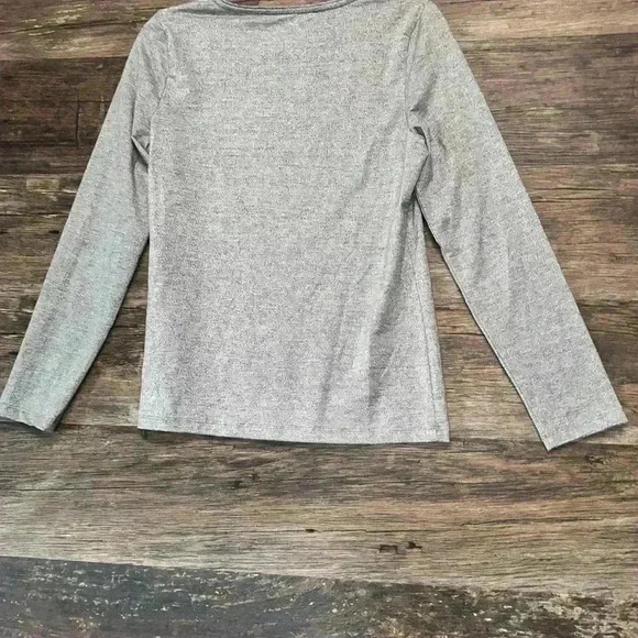 Talbots Silver Gray Long Sleeve Crew Neck Tee Size Small - Picture 2 of 6